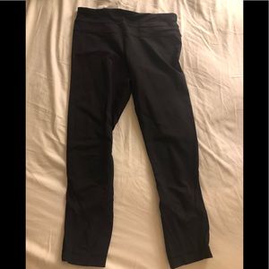 Fast and Free crop black size 4